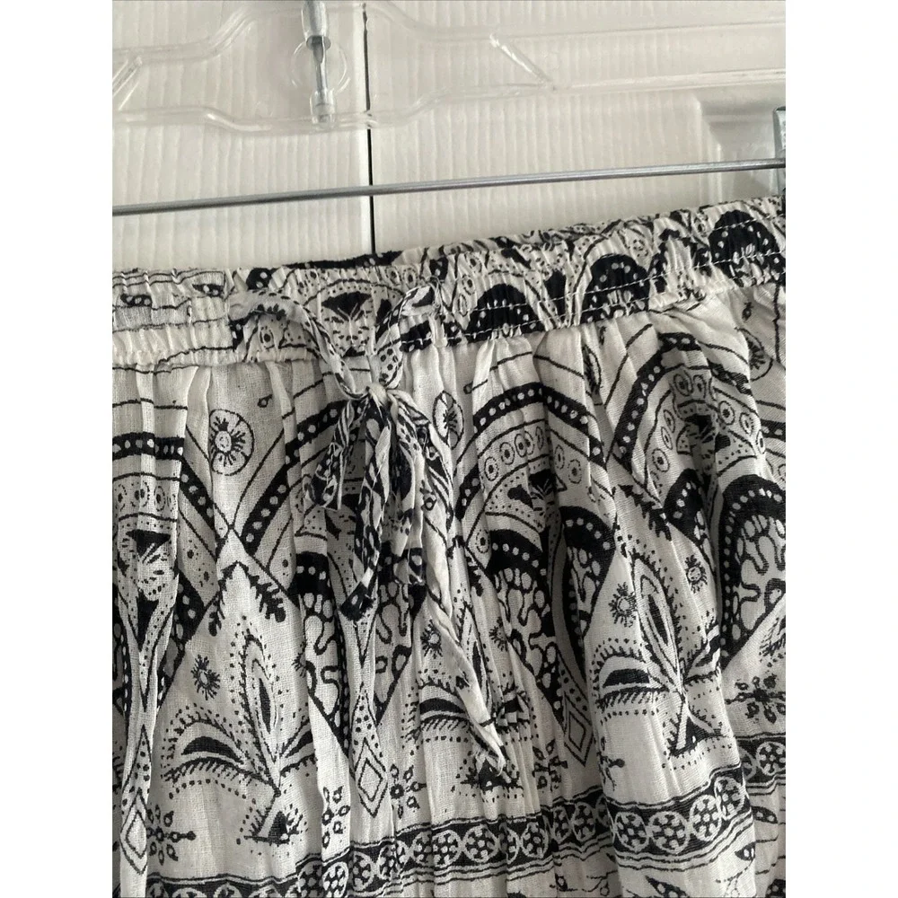 Sasha Collections Boho Maxi Skirt Womens Size M Black White Paisley Cotton Gauze
